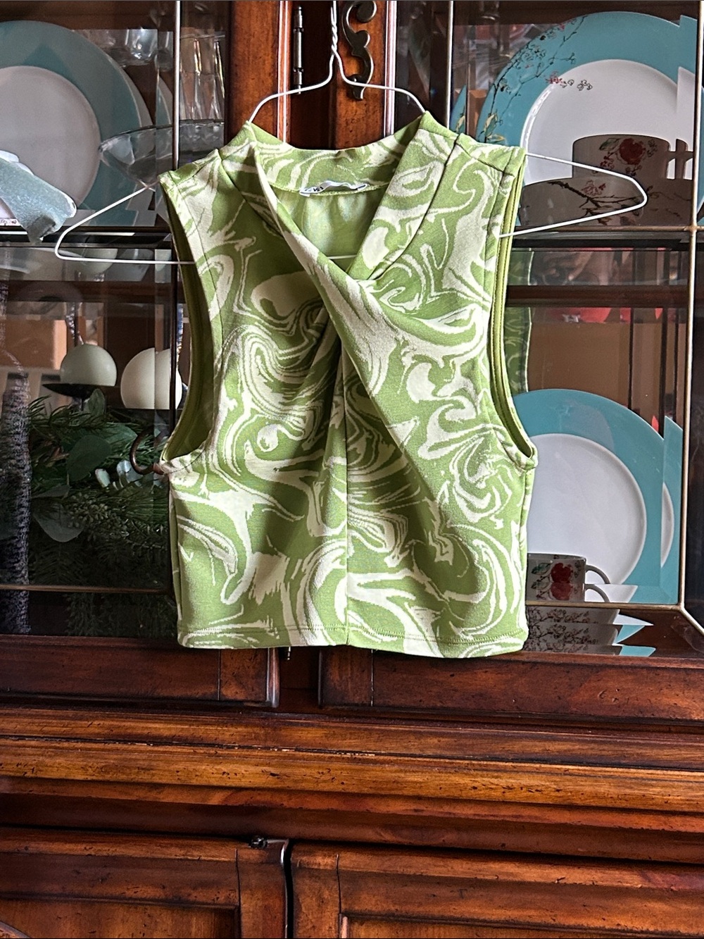 Zara Green and White Swirl Draped Crop Tank